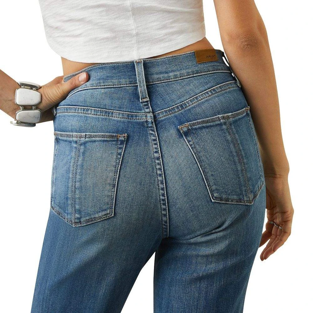 Ariat Women's High Rise Ultra Lucy Relaxed Straight Jean Fontana 3 Ariat Women's High Rise Ultra Lucy Relaxed Straight Jean Fontana - Image 3