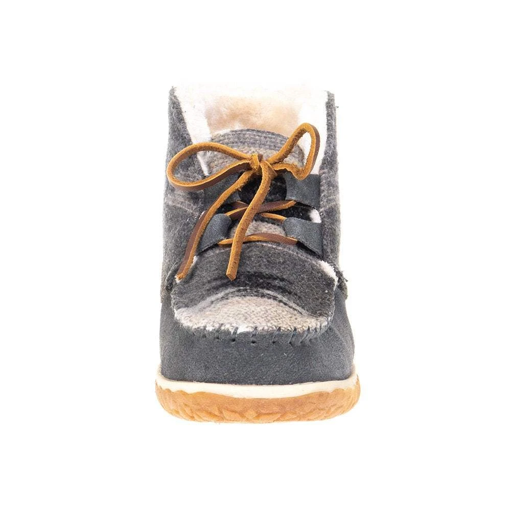 Women's Minnetonka Torrey Grey Casual 2 Women's Minnetonka Torrey Grey Casual - Image 2