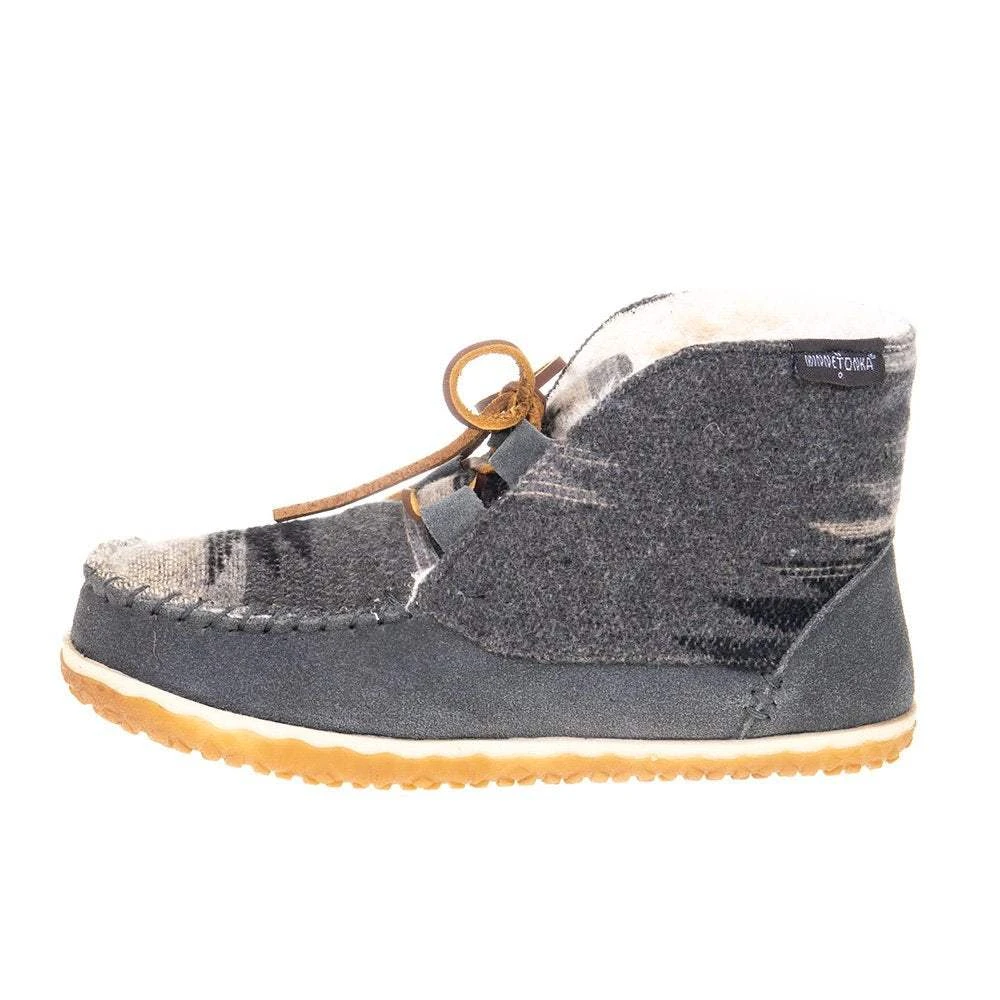 Women's Minnetonka Torrey Grey Casual 3 Women's Minnetonka Torrey Grey Casual - Image 3